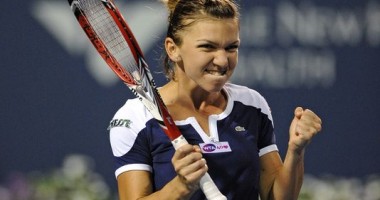 Stire din Sport : Tenis / Simona Halep a urcat pe locul 19 WTA