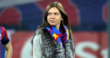 Simona Halep, primită cu aplauze în Ghencea