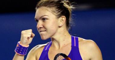 Stire din Sport : Simona Halep joacă azi împotriva Garbinei Muguruza la turneul de la Stuttgart