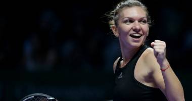 Stire din Sport : Tenis / Simona Halep s-a calificat în semifinalele turneului WTA de la Sydney