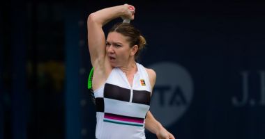Stire din Sport : Simona Halep încheie anul 2019 pe locul 4 WTA