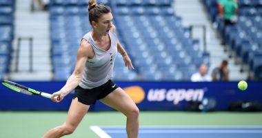 Stire din Sport : Simona Halep, lăudată de americani