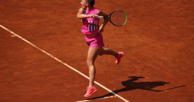 Simona Halep s-a calificat în semifinalele turneului de la Roma, după abandonul Iuliei Putinţeva