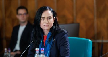 Stire din Social : Simona Bucura - Oprescu anunţă că din octombrie nicio pensie sub 3000 de lei nu va mai fi impozitată