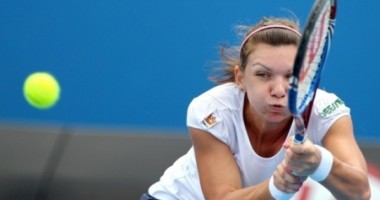 Stire din Sport : Tenis / Simona Halep ar putea juca cu Azarenka în turul II la Doha