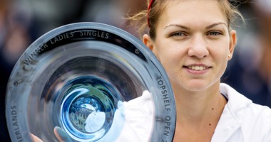 Stire din Monden : Constănțeanca Simona Halep, admiratoarea lui Gerard Butler