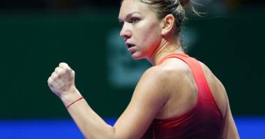 Stire din Sport : Simona Halep, în luptă pentru finala turneului de la Sydney