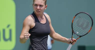 Stire din Sport : Simona Halep, meci important azi. Ce adversară întâlnește în sferturile turneului de la Miami