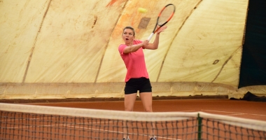 Stire din Sport : Simona Halep, primul antrenament la Tenis Club Idu Mamaia