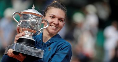 Stire din Sport : WTA a confirmat că Simona Halep poate reveni imediat în circuit. Primul turneu ar fi Miami Open, care începe pe 19 martie