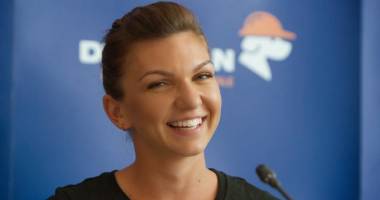 Stire din Sport Internațional : Simona Halep a depășit un milion de fani pe Facebook