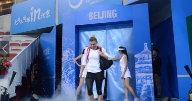 Stire din Sport : Adio, China Open! Accidentată grav, Simona Halep s-a retras de la Beijing!