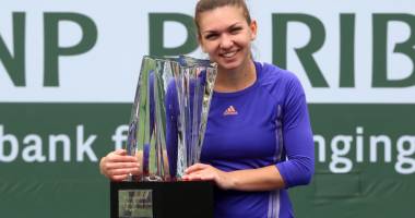 Stire din Sport : După victoria de la Indian Wells, în fruntea clasamentului "Road to Singapore". Simona Halep: "Este cel mai mare titlu din carieră și nu-l voi uita niciodată!"
