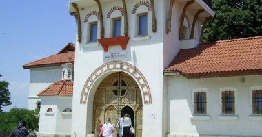 Stire din Cultură-Educație : Evenimente dedicate Centenarului  Marii Uniri