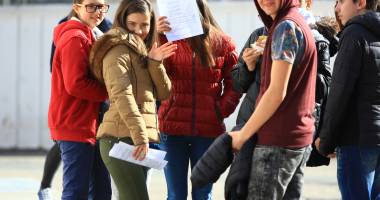 Evaluare Națională 2016. Iată ce subiecte au avut de rezolvat elevii din Constanța, la simularea de la română - 4