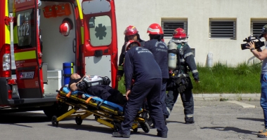 Simulare de cutremur la Universitatea "Andrei Șaguna". Urmează un alt exercițiu de amploare - 2
