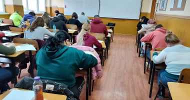 Stire din Cultură-Educație : Pentru tentativă de fraudă au fost eliminați opt elevi de la prima probă a simulării