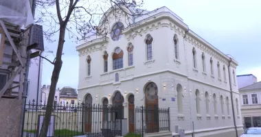 Stire din Cultură-Educație : Sinagoga va intra în circuitul cultural și turistic, în această vară