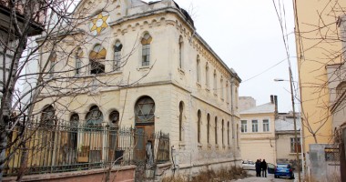 Atenție, cad bucăți de istorie: Sinagoga din Constanța - 2