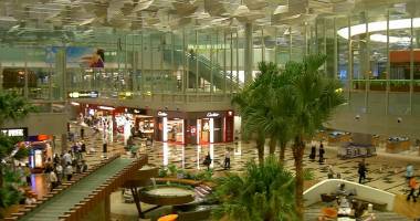 Stire din Actualitate : Cotat din nou drept cel mai bun aeroport din lume
