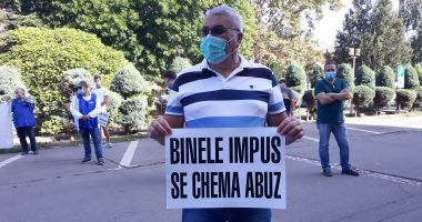 Sindicaliștii au protestat sub geamul prefectului împotriva „abuzurilor” de la CSCT - 6