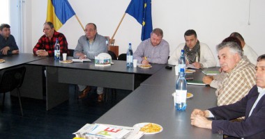 Stire din Economie : BNS și Cartel Alfa trec prin "chinurile" fuziunii
