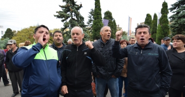 Sindicatele au ieșit în stradă să apere interesele statului la Oil Terminal - 10