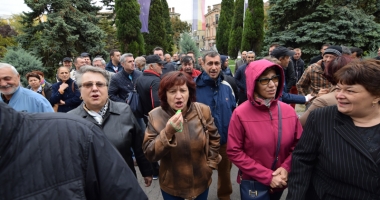 Sindicatele au ieșit în stradă să apere interesele statului la Oil Terminal - 8