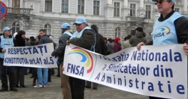 Stire din Economie : Sindicatele din administrație se pregătesc de grevă generală