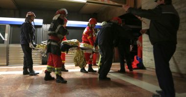 Sinucidere în stație! O persoană s-a aruncat în fața metroului