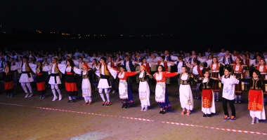 Constanța nu a intrat în Cartea Recordurilor cu "Sirtaki" din cauza întunericului. Când s-ar putea repeta evenimentul - 4