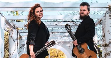 Stire din Cultură-Educație : Concert Duo Kitharsis, la Muzeul de Artă Populară, cu influențe folclorice româno-spaniole