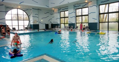 Când ne poate afecta clorul din piscină