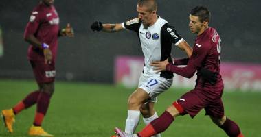 Stire din Sport : Fotbal: FC Viitorul a învins CFR Cluj, în prima etapă a returului Ligii I