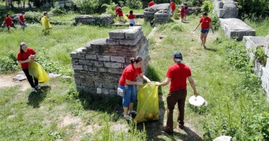 Stire din Cultură-Educație : Siturile arheologice din Mangalia sunt mai curate