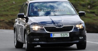 Au apărut primele imagini spion cu noua Skoda Fabia / Galerie foto - 2