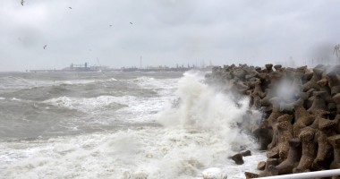 COD GALBEN la Constanța / Vânt puternic și ploi intense / Galerie foto - 5