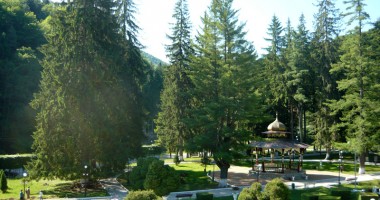 Slănic Moldova, frumoasa adormită redevine, ușor, "Perla Moldovei" - 4