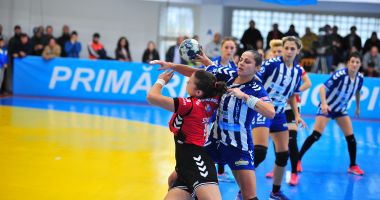 Stire din Sport : Handbal Feminin: HC Zalău și CSM Slatina au obținut victorii în primele meciuri din Cupa Slatinei