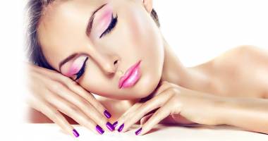 Stire din Sănătate : Cosmeticienii, diplome de calificare prin studii superioare
