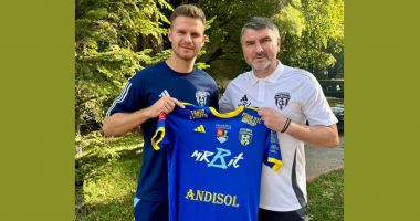 Stire din Sport : Unirea Slobozia l-a transferat pe atacantul ucrainean Dmitro Iusov
