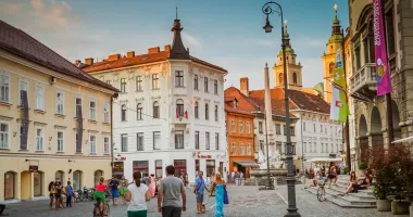 Stire din Actualitate : Slovenia: Proiect de lege pentru interzicerea accesului pe rețelele de socializare al minorilor sub 15 ani
