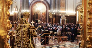 Stire din Cultură-Educație : Credincioșii au intrat în Săptămâna Luminată