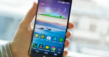 Stire din Tehnologie : Ai smartphone? Atenție la aplicații! Ce spune SRI!