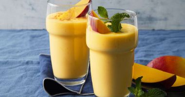 Stire din Sănătate : De ce nu este indicat să adăugați banane în smoothie
