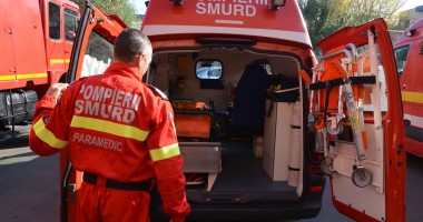 Stire din Eveniment : Accident groaznic în București. Două persoane au fost prinse sub un mal de pământ