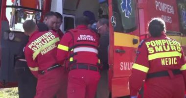 Plan Roșu de Intervenție: Un mort și mai mulți răniți după ce un microbuz cu pasageri s-a răsturnat