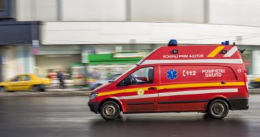 Stire din Eveniment : O persoană a ieșit din apa mării cu tăieturi pe corp, la Costinești!