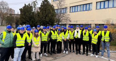 40 de studenți ai UMC au urcat la bordul celei mai noi nave construite în Șantierul Naval Constanța - 3