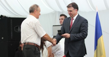 Șantierul Naval Constanța, distins cu Ordinul "Meritul Industrial și Comercial" - în grad de Mare Ofițer - 6
